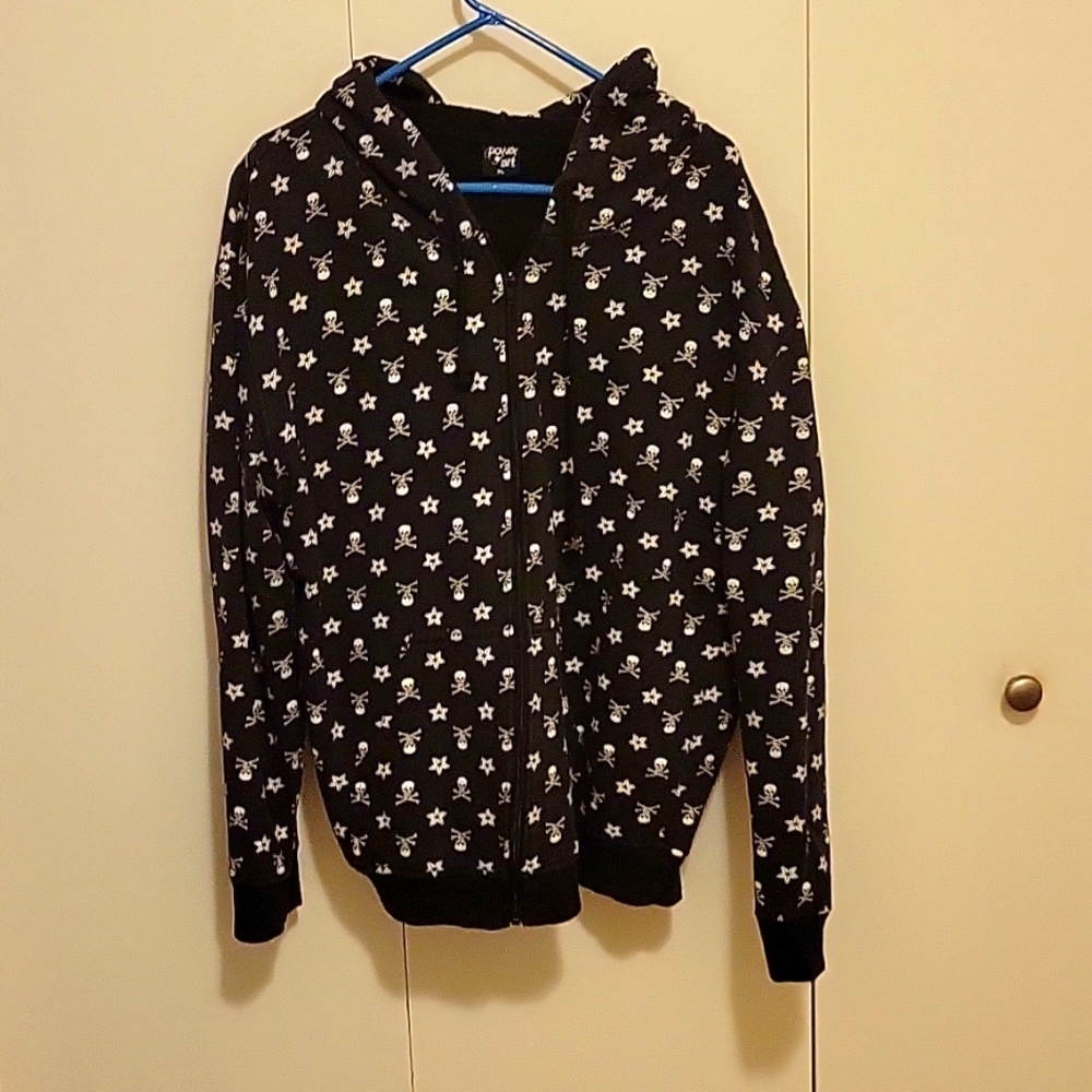 Power Art skull and star hoodie